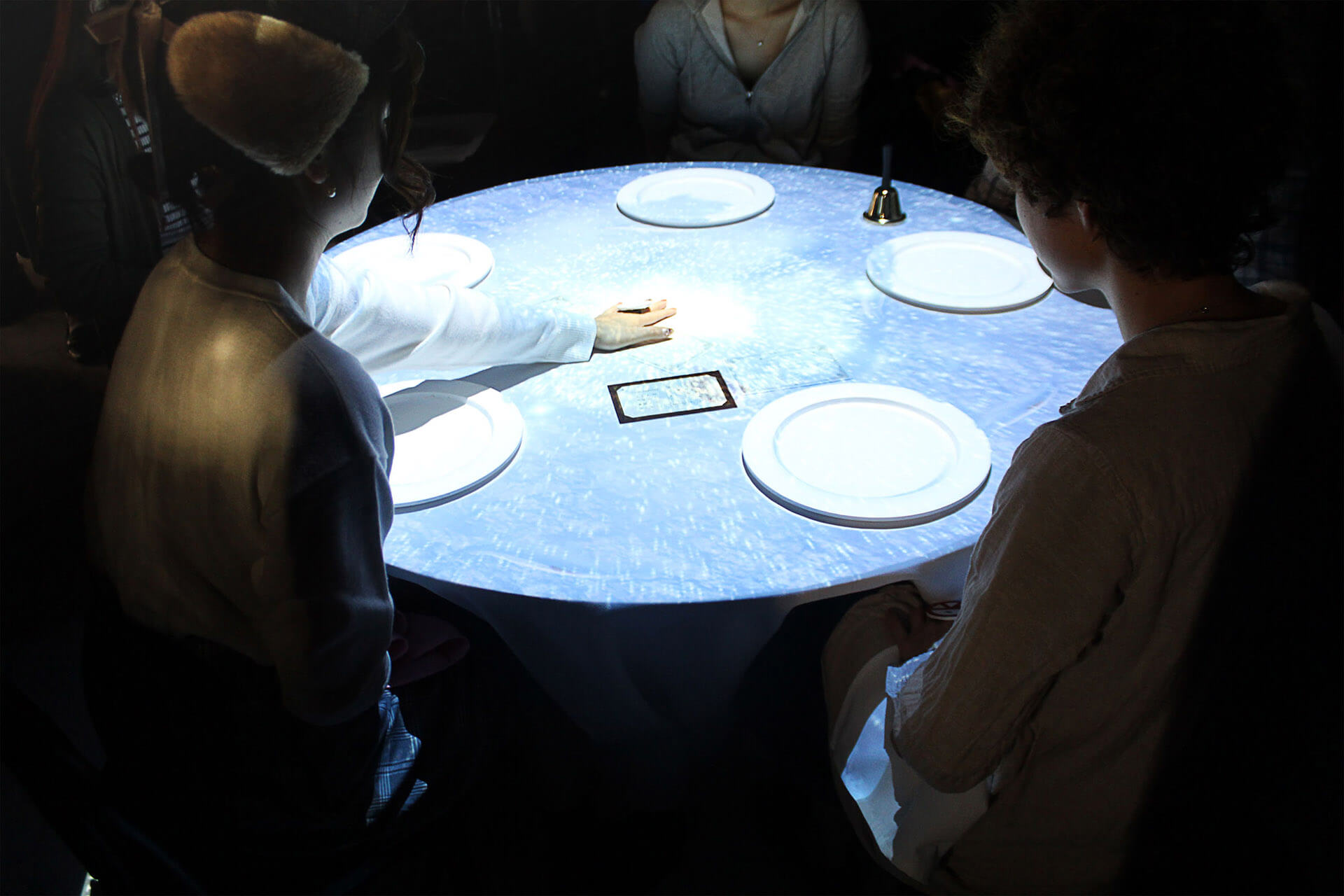 Projection Table Game: Spellbound Supper-PROJECTS｜株式会社Birdman